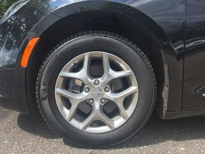 Used 2019 Chrysler Pacifica Limited