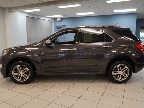 Used 2016 Chevrolet Equinox LTZ w/ Enhanced Convenience Package image 2