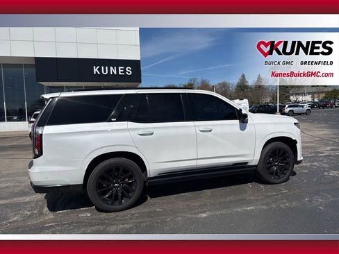 Used 2021 Cadillac Escalade Sport w/ Driver Assist Tech Package image 4