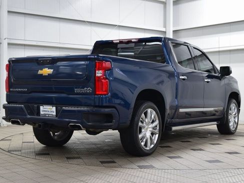 Used 2022 Chevrolet Silverado 1500 High Country w/ High Country Premium Package image 7