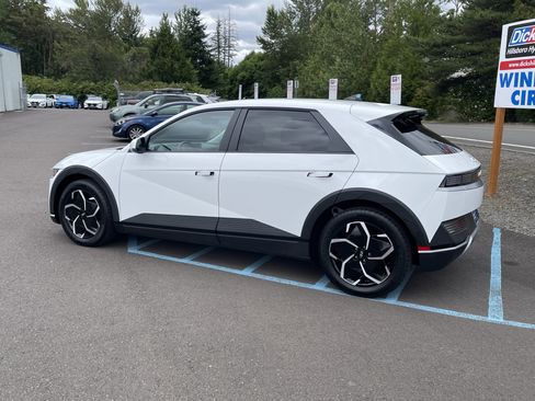Certified 2024 Hyundai Ioniq 5 SEL RWD image 3