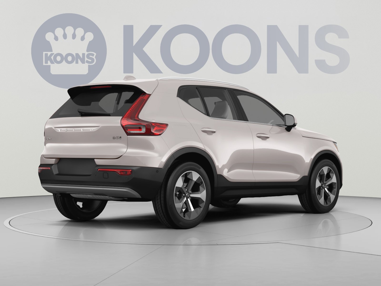 Used 2024 Volvo XC40 B5 Plus w/ Climate Package AWD/4WD image 4