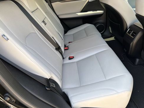 Certified 2022 Lexus RX 350 FWD w/ Premium Package image 17