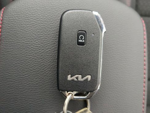 Certified 2025 Kia Soul GT-Line image 25