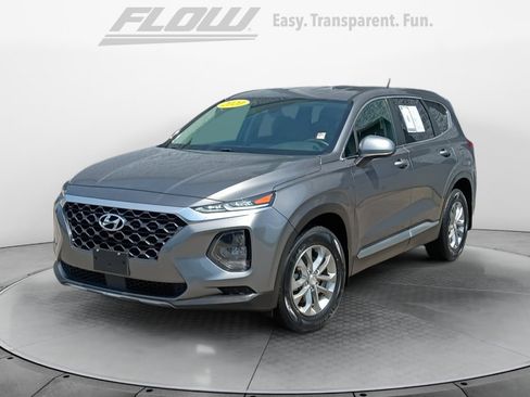 Used 2020 Hyundai Santa Fe SE FWD image 4