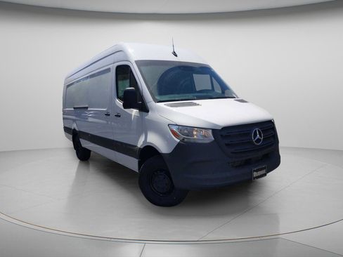 New 2024 Mercedes-Benz Sprinter 3500 image 12