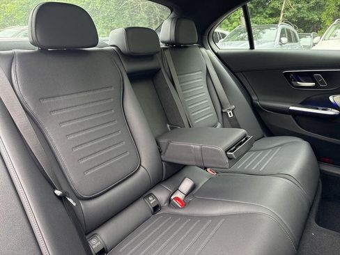 Used 2025 Mercedes-Benz C 300 4MATIC Sedan image 14