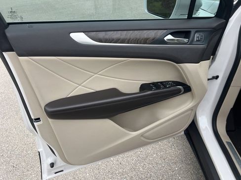 Used 2019 Lincoln MKC Reserve w/ MKC Climate Package FWD image 45