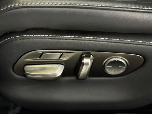 Used 2019 Lexus LS 500 image 16