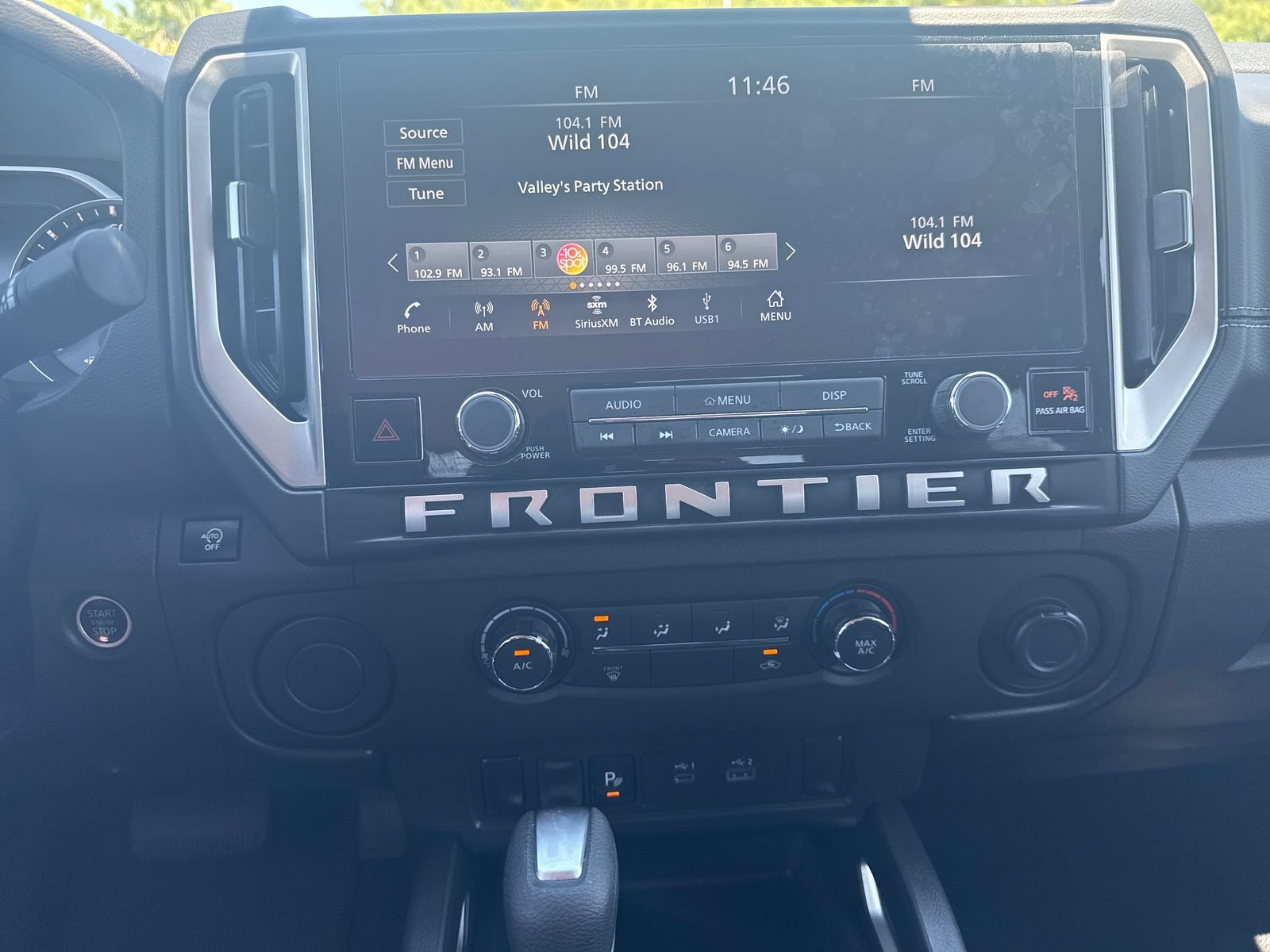 Used 2025 Nissan Frontier SV RWD image 18