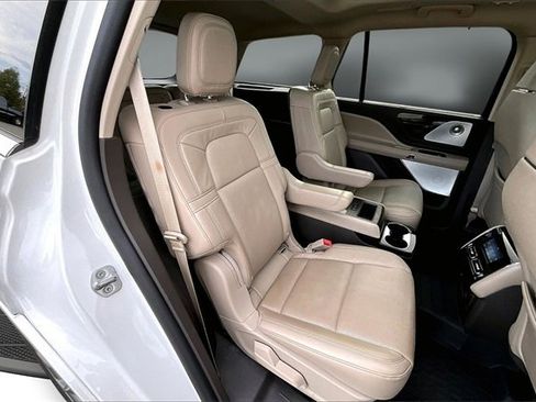 Used 2021 Lincoln Aviator Grand Touring w/ Equipment Group 302A image 24