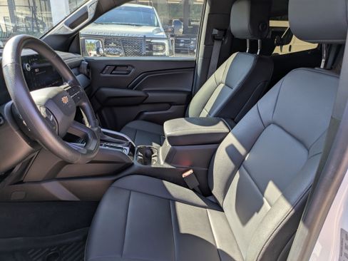 Used 2024 Chevrolet Colorado W/T w/ WT Convenience Package image 12