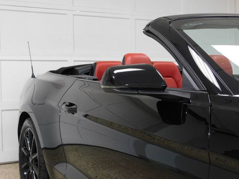 Used 2016 Ford Mustang GT Premium w/ Equipment Group 401A RWD image 17