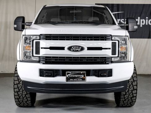 Used 2017 Ford F250 XL w/ Power Equipment Group image 3