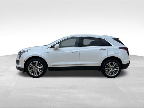 Used 2024 Cadillac XT5 Premium Luxury w/ LPO, Floor Liner Package AWD/4WD image 3