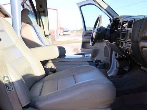 Used 2002 Ford Excursion Limited image 42