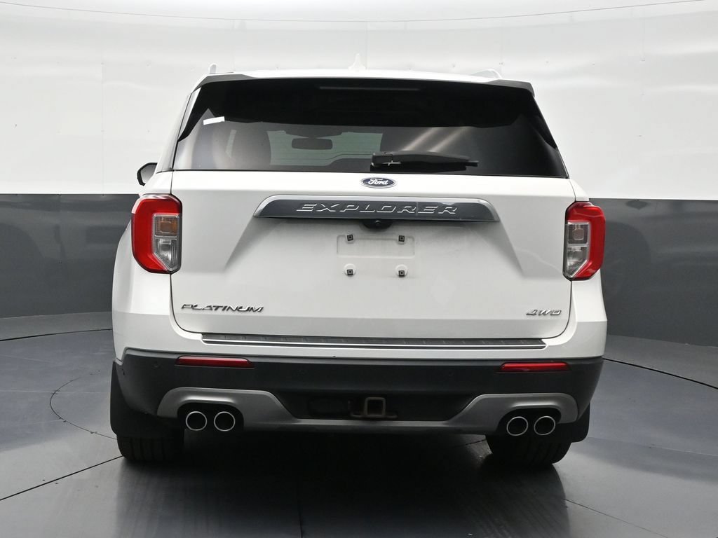 Used 2022 Ford Explorer Platinum w/ Equipment Group 601A AWD/4WD image 4