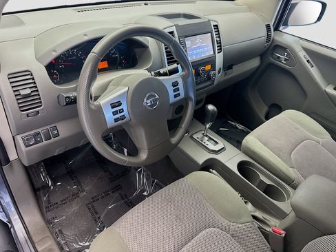 Used 2020 Nissan Frontier SV w/ Midnight Edition Floor Mats RWD image 7