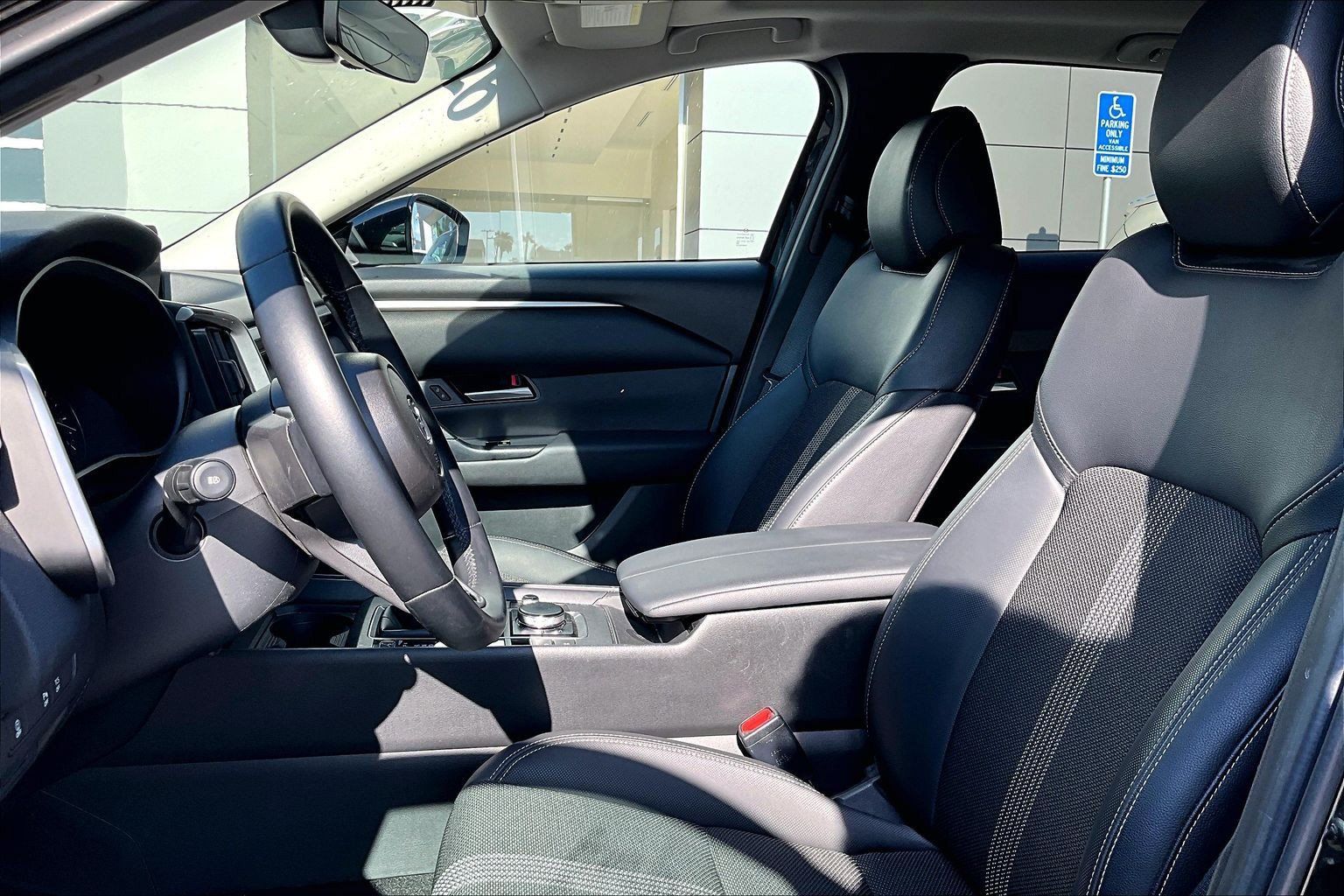 Used 2026 MAZDA CX-50 AWD 2.5 S w/ Preferred Pkg image 3