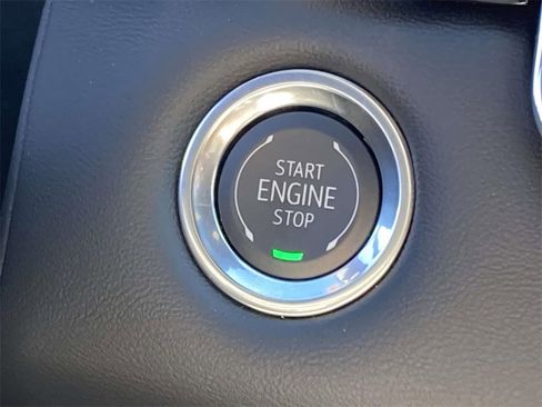 New 2026 GMC Canyon Elevation w/ Convenience Package image 24