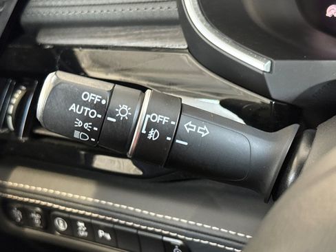 Used 2022 Acura MDX SH-AWD w/ Advance Package image 34