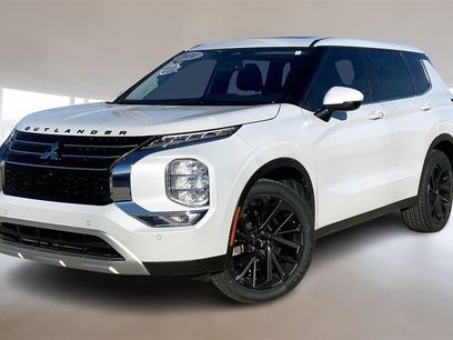 Used 2024 Mitsubishi Outlander SE