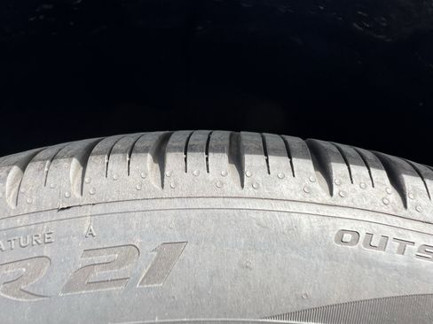 Certified 2025 Mercedes-Benz GLS 450 4MATIC image 12