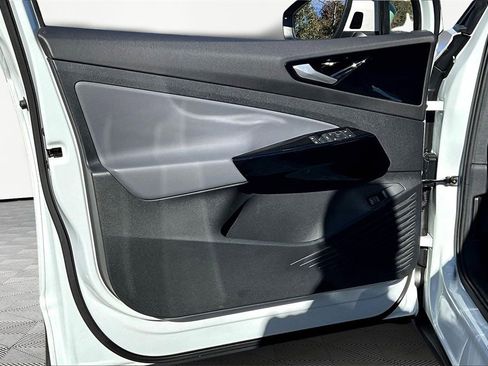 Used 2021 Volkswagen ID.4 Pro S w/ ID.4 Protection Package image 23