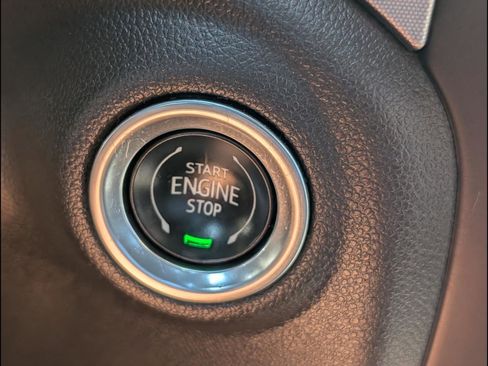 Used 2019 GMC Sierra 1500 SLT w/ SLT Premium Plus Package AWD/4WD image 13