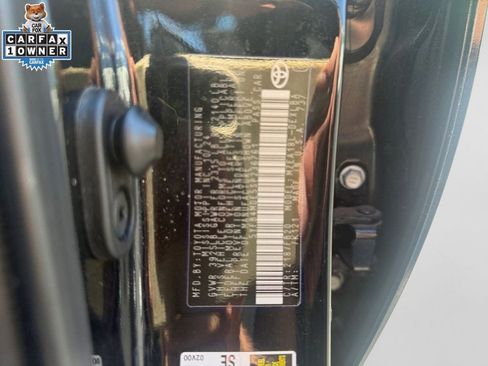 Used 2025 Toyota Corolla LE FWD image 24