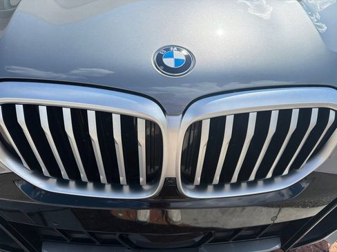 Used 2024 BMW X5 xDrive40i w/ M Sport Package AWD/4WD image 14