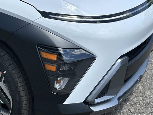 New 2026 Hyundai Kona SEL Premium FWD image 10