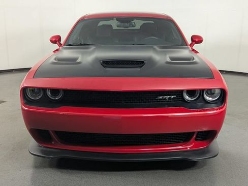 Used 2016 Dodge Challenger SRT Hellcat RWD image 3