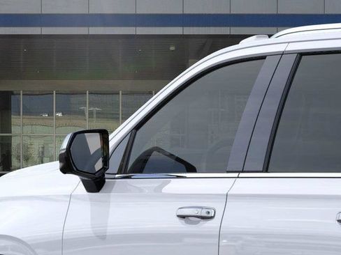 New 2026 Chevrolet Suburban Premier w/ Sun And Tow Package RWD image 12