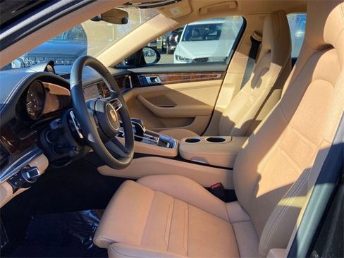 Used 2023 Porsche Panamera 4S image 24