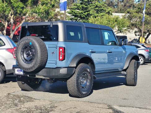 New 2025 Ford Bronco Outer Banks w/ Sasquatch Package image 5