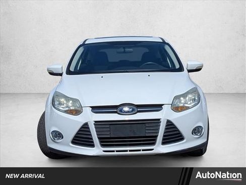 Used 2014 Ford Focus SE w/ SE Sport Package image 1