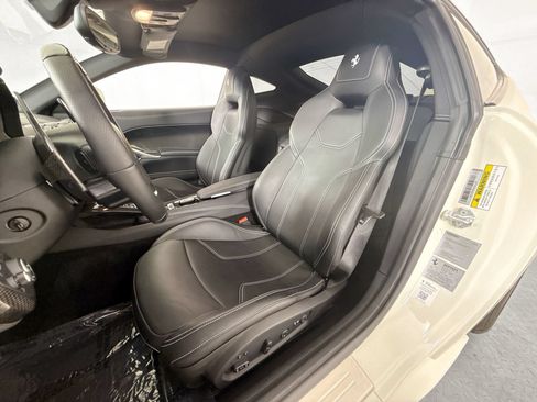 Certified 2017 Ferrari F12 Berlinetta RWD image 9
