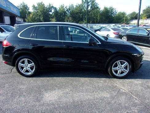 Used 2012 Porsche Cayenne image 4