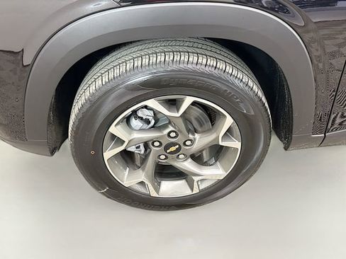 New 2026 Chevrolet Trax LT image 31