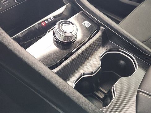 New 2025 Jeep Grand Cherokee L Laredo image 15