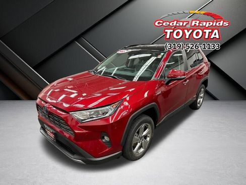 Certified 2021 Toyota RAV4 Limited image 4