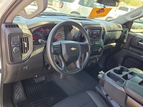 Used 2022 Chevrolet Silverado 1500 Custom RWD image 10