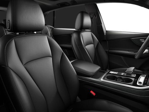 Certified 2025 Audi Q8 Premium Plus w/ Premium Plus Package AWD/4WD image 5