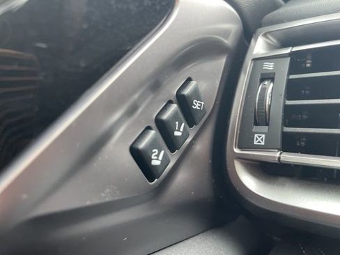 Used 2025 Subaru Outback Touring image 19