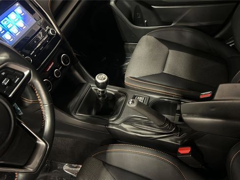 Used 2021 Subaru Crosstrek 2.0i Premium AWD/4WD image 16