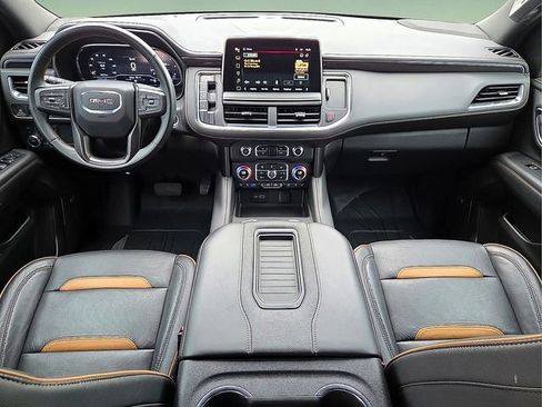 Used 2024 GMC Yukon AT4 AWD/4WD image 15