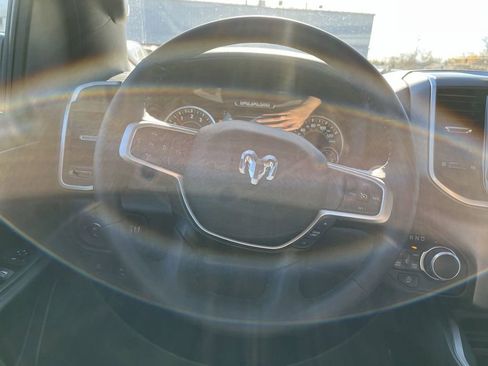 Used 2022 RAM 1500 Big Horn AWD/4WD image 5