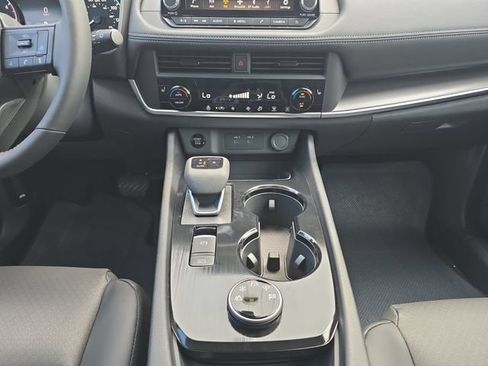 New 2026 Nissan Rogue Dark Armor AWD/4WD image 3