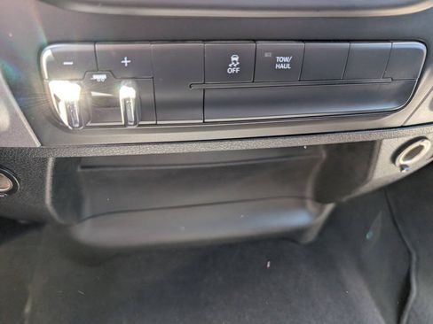 Used 2020 RAM 1500 Express w/ Wheel & Sound Group AWD/4WD image 23